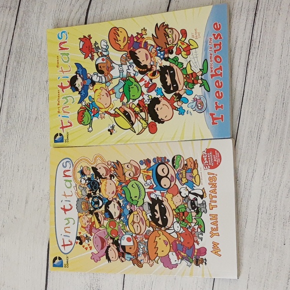 Tiny Titans Series Vol. 1 & 8: Welcome to the Treehouse & Aw Yeah Titans! Books - Picture 1 of 12